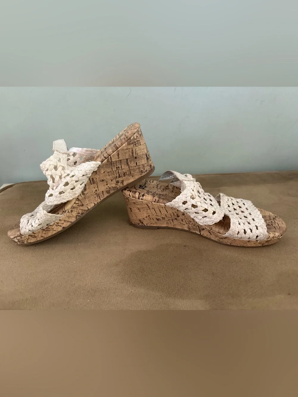 Girls sandals size 2